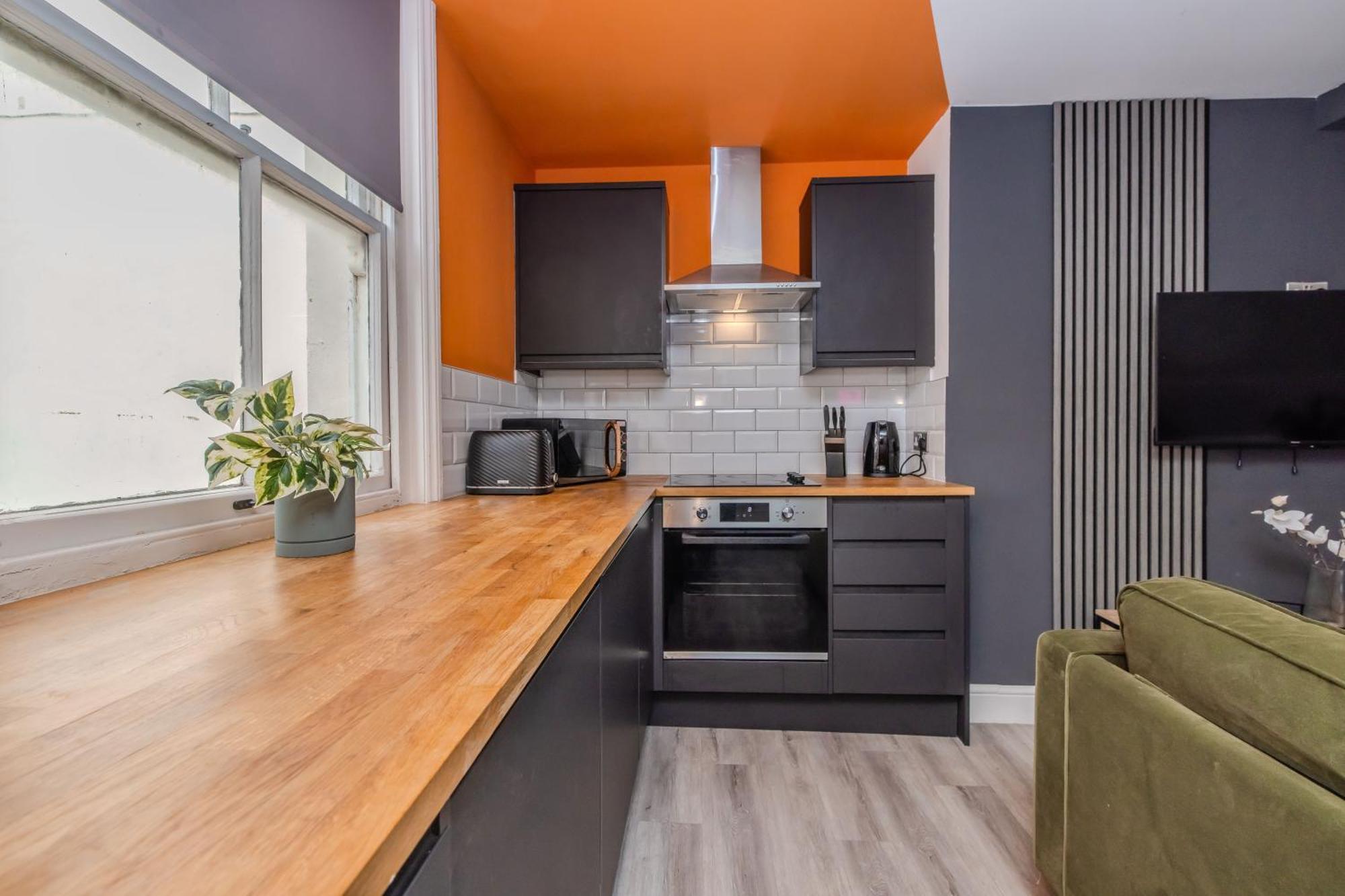 Luxe Living L 2-bedroom Flat With Free Parking *